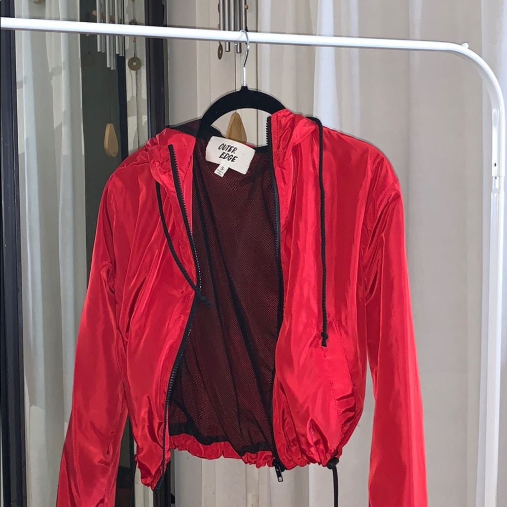 Crop windbreaker